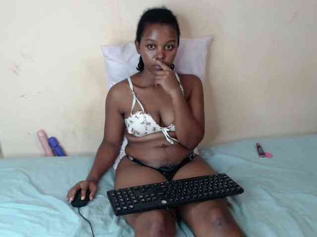 caramelseduction254 webcam