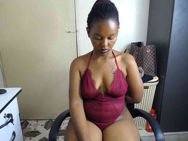 caramelseduction254 webcam