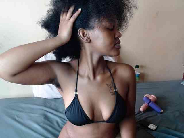 caramelseduction254 webcam