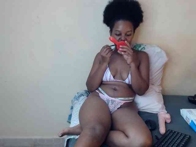 caramelseduction254 webcam