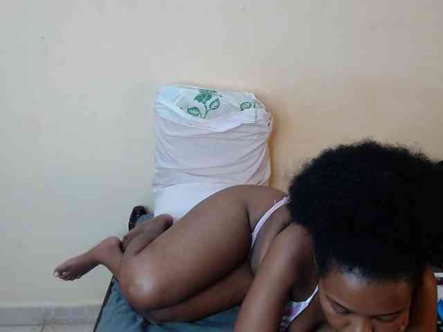 caramelseduction254 webcam