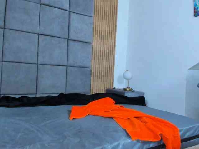 ZachaTompson Sex Cam Show