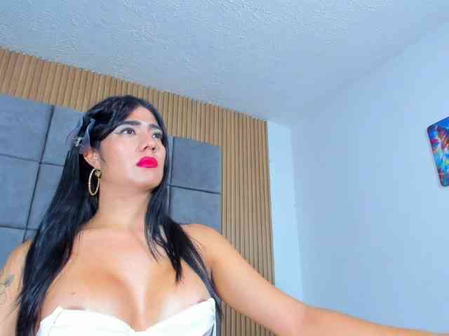 ZachaTompson Sex Cam Show