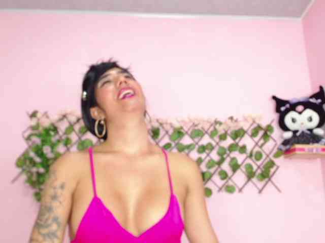 ZachaTompson Live Webcam on BongaCams