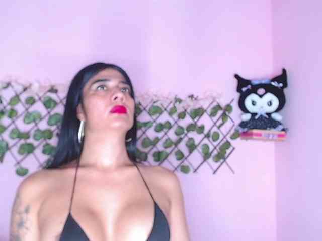 ZachaTompson Live Webcam on BongaCams