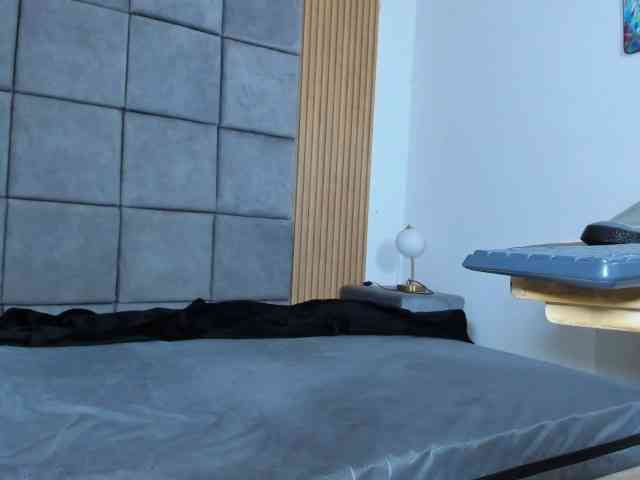 ZachaTompson Sex Cam Show