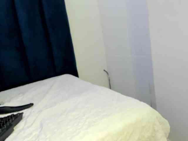 sasha-05 webcam