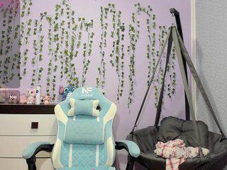 Mikka-Mi Porn Show