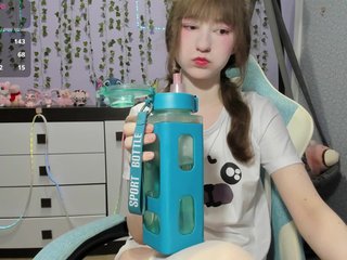 Mikka-Mi Porn Show