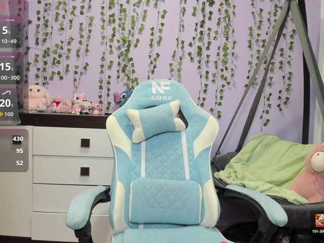 Mikka-Mi live cam on BongaCams