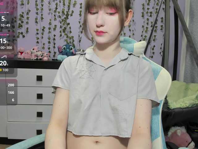 Mikka-Mi live cam on BongaCams