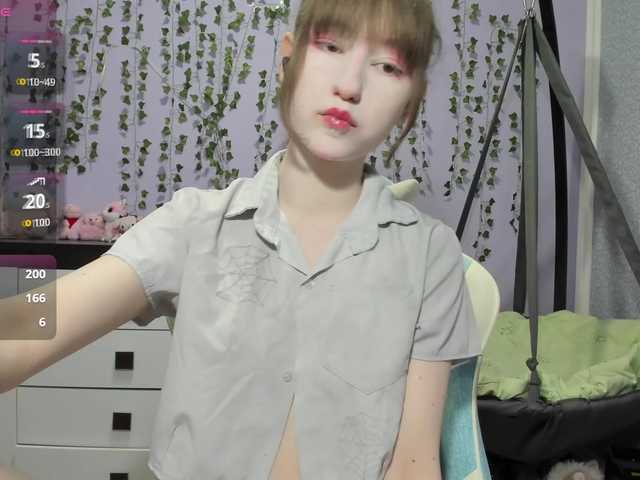 Mikka-Mi live cam on BongaCams
