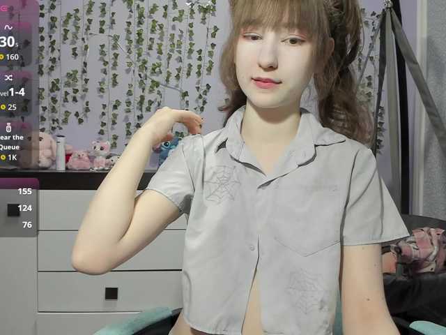 Mikka-Mi live cam