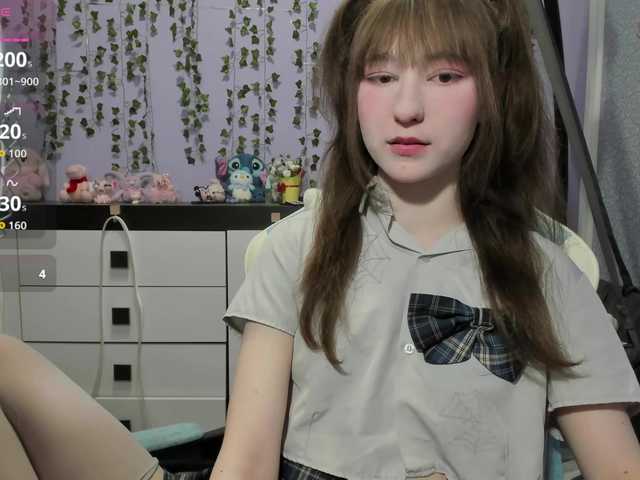 Mikka-Mi live cam on BongaCams