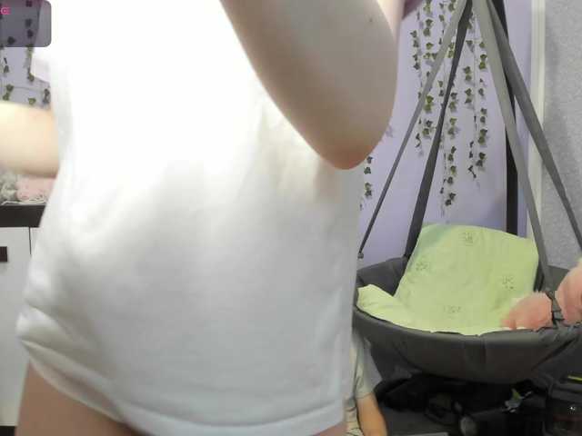 Mikka-Mi live cam on BongaCams