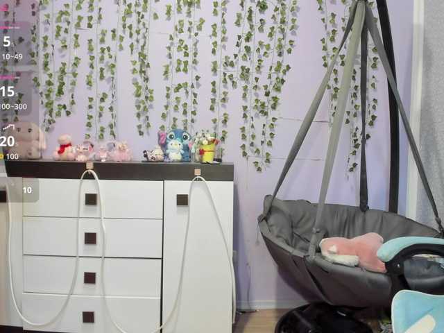 Mikka-Mi live cam on BongaCams
