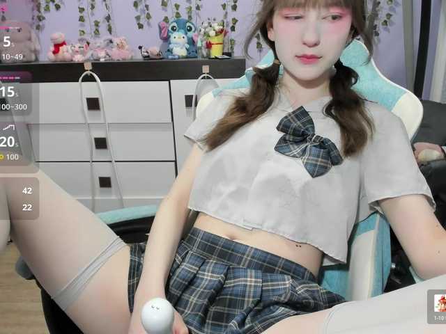 Mikka-Mi live cam on BongaCams