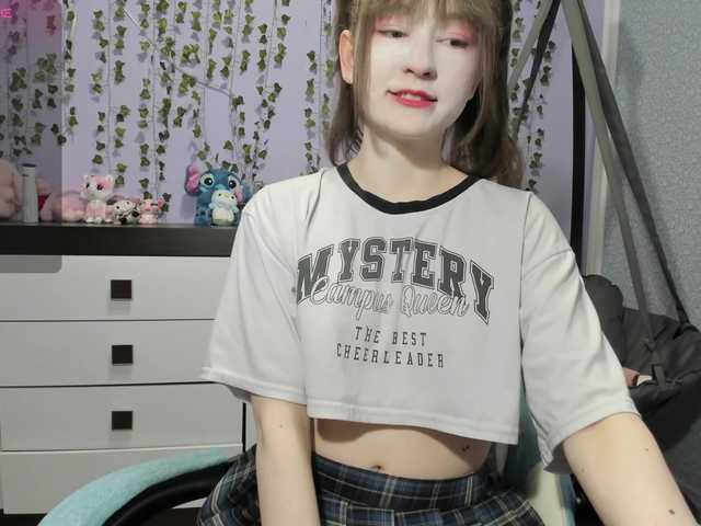  Mikka-Mi chat room