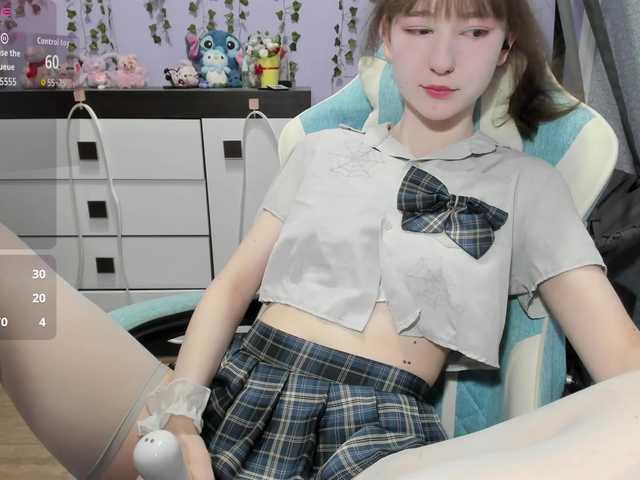 Mikka-Mi live cam on BongaCams