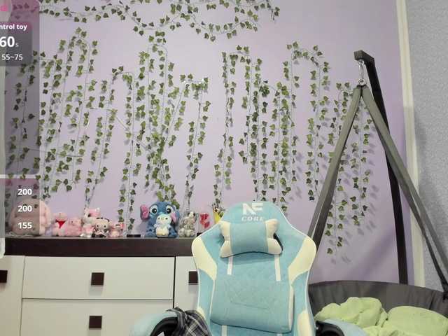 Mikka-Mi live cam on BongaCams