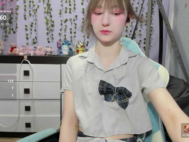 Mikka-Mi live cam on BongaCams