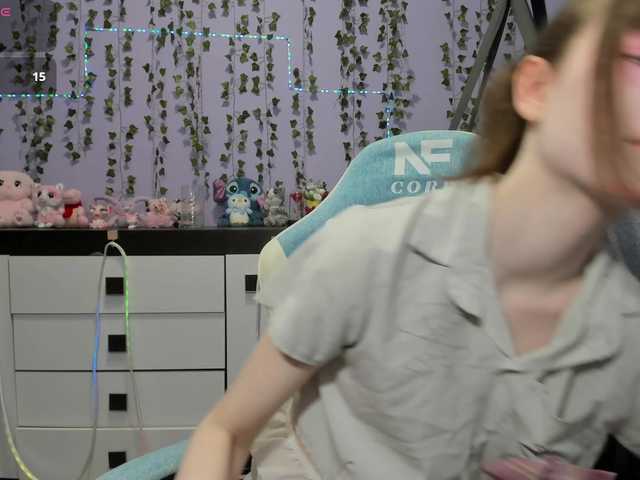 Mikka-Mi live cam on BongaCams