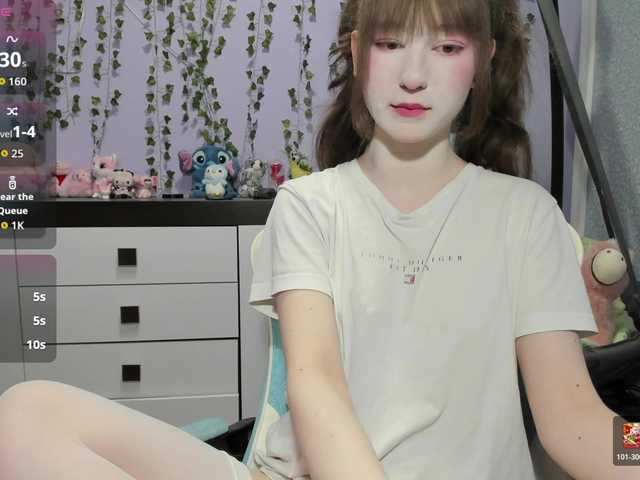 Mikka-Mi live cam on BongaCams