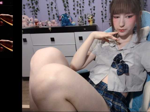 Mikka-Mi live cam on BongaCams
