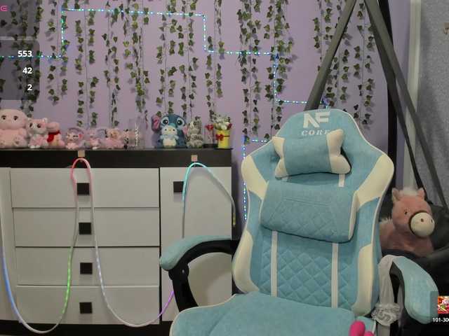 Mikka-Mi live cam on BongaCams