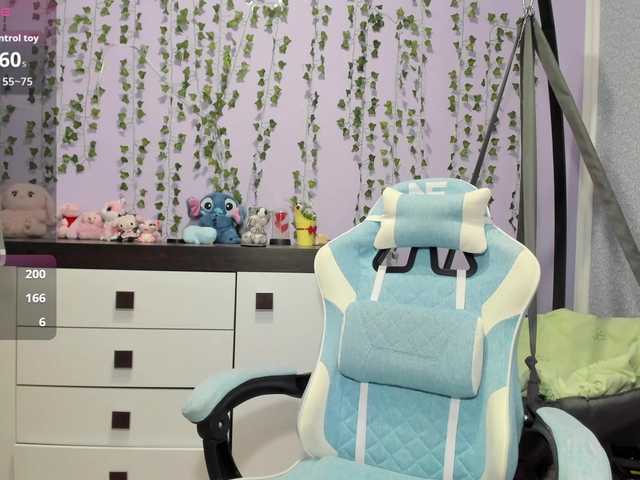 Mikka-Mi live cam on BongaCams