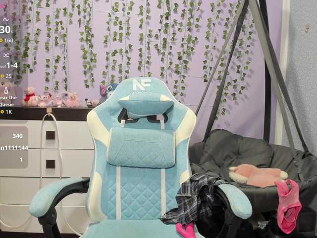 Mikka-Mi live cam on BongaCams