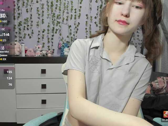  Mikka-Mi chat room