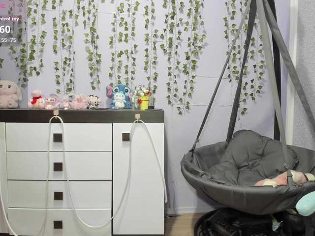 Mikka-Mi live cam on BongaCams