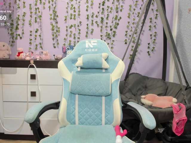 Mikka-Mi live cam on BongaCams