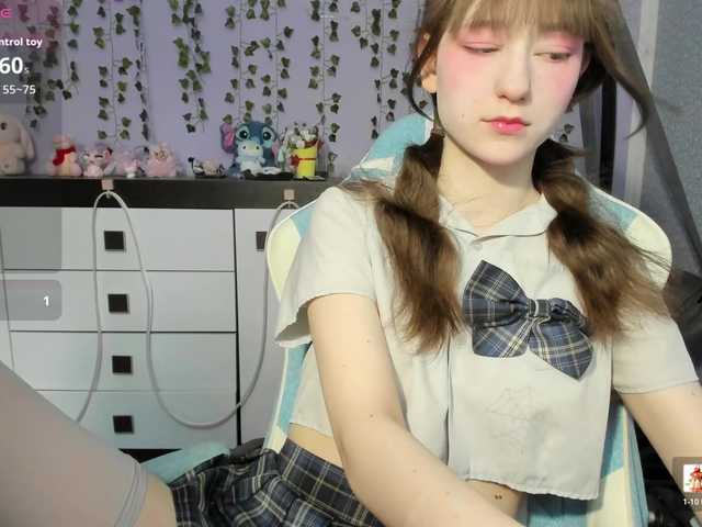 Mikka-Mi live cam on BongaCams