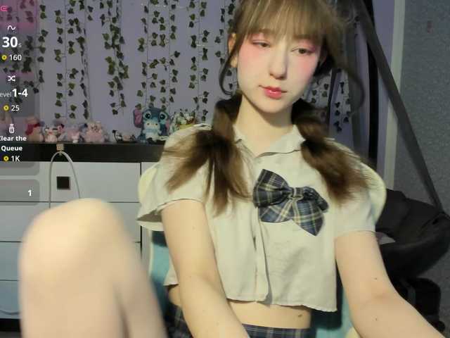Mikka-Mi live cam on BongaCams
