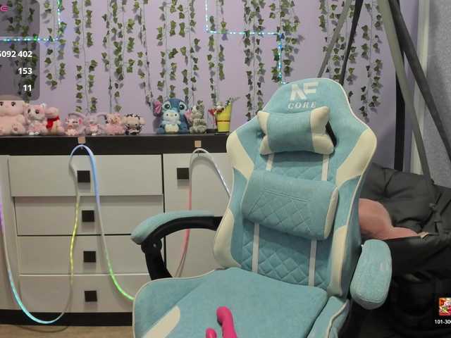 Mikka-Mi live cam on BongaCams