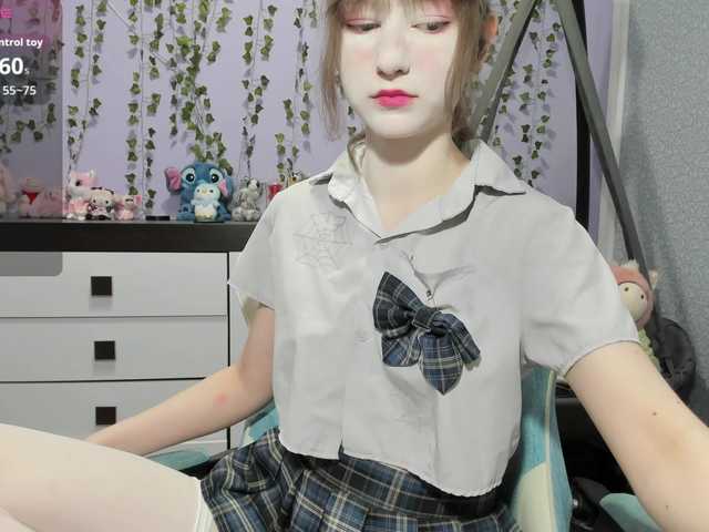 Mikka-Mi live cam on BongaCams