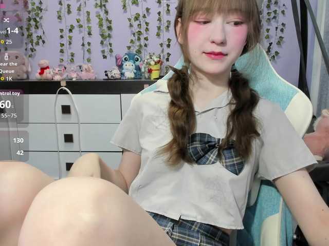 Mikka-Mi live cam on BongaCams