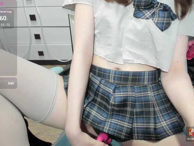 Mikka-Mi live cam on BongaCams