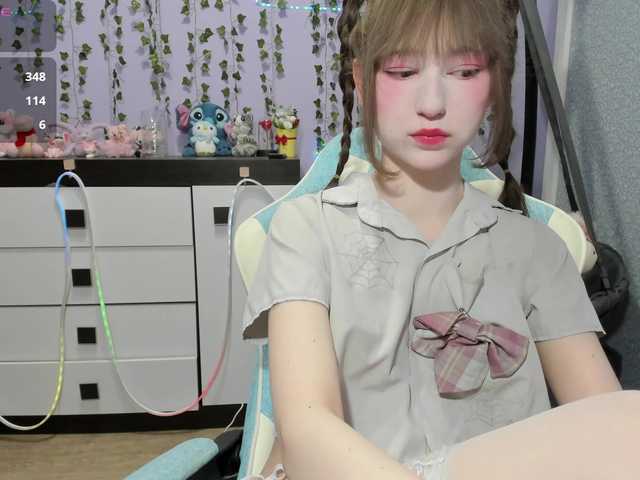 Mikka-Mi live cam on BongaCams