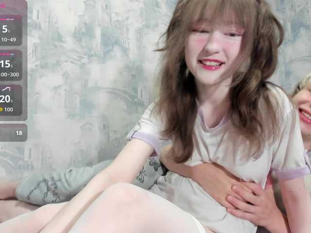 Mikka-Mi live cam on BongaCams