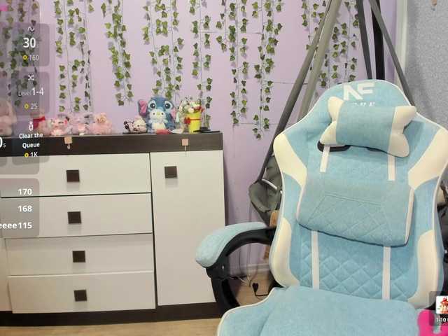 Mikka-Mi live cam on BongaCams
