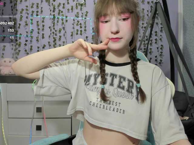 Mikka-Mi live cam on BongaCams