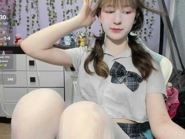 Mikka-Mi live cam on BongaCams