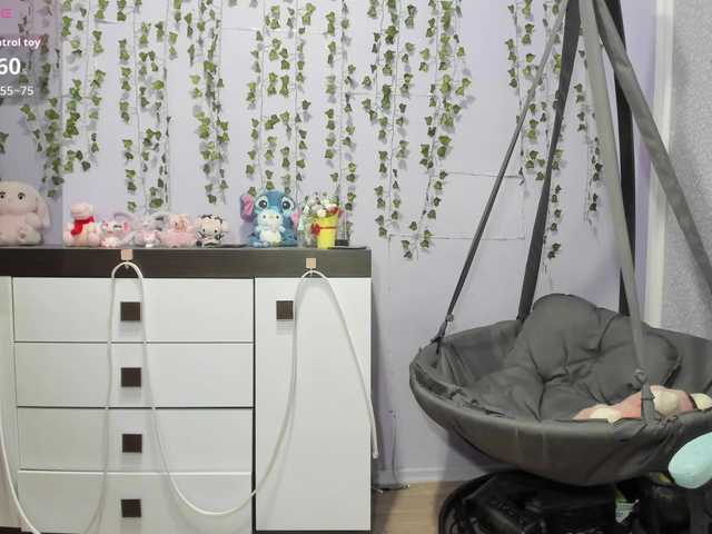 Mikka-Mi live cam on BongaCams