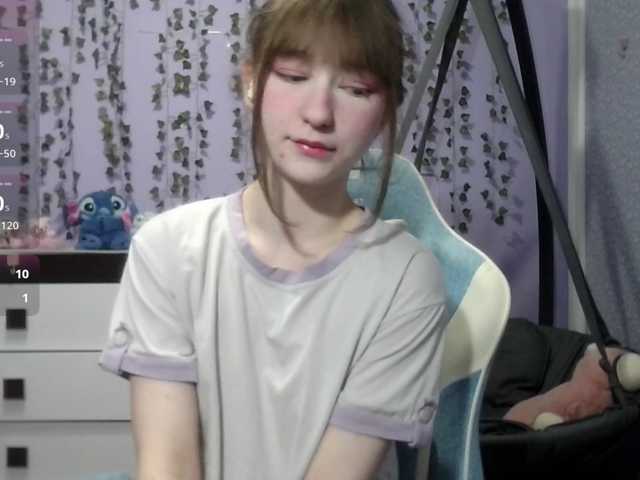 Mikka-Mi live cam on BongaCams