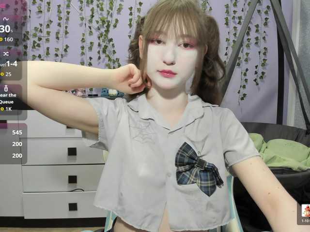 Mikka-Mi live cam on BongaCams