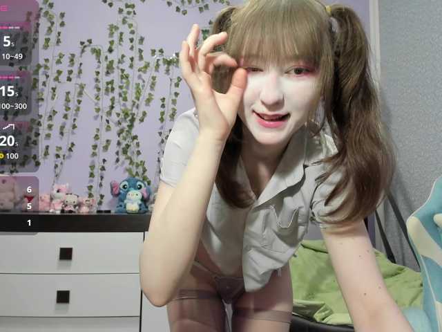 Mikka-Mi live cam on BongaCams
