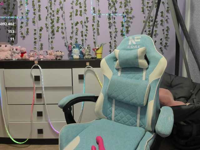 Mikka-Mi live cam on BongaCams